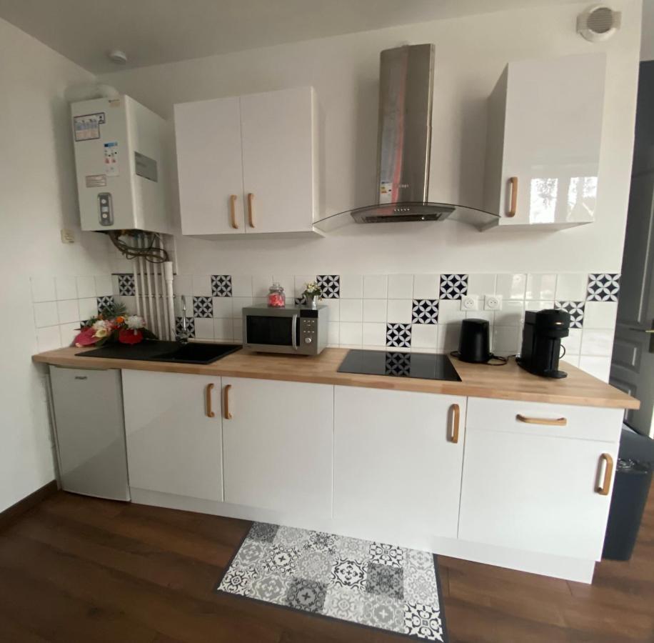 Evasion Tropicale - Studio Avec Spa, Cosy Et Renove Au Coeur De Soissons - 2 Pers Kültér fotó